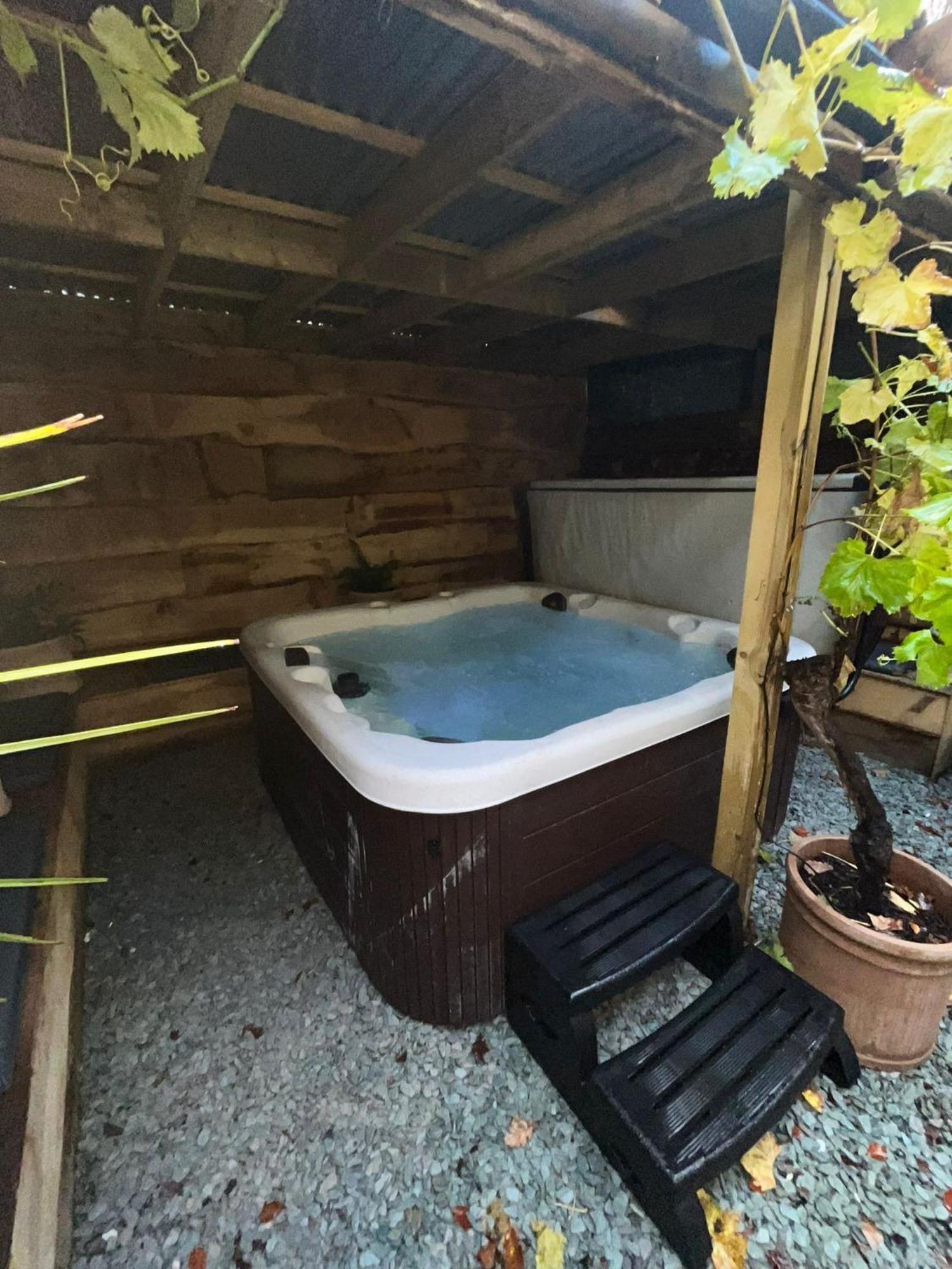 Quirky Retreats - The Hidden Retreat Apartment Windermere Exterior photo